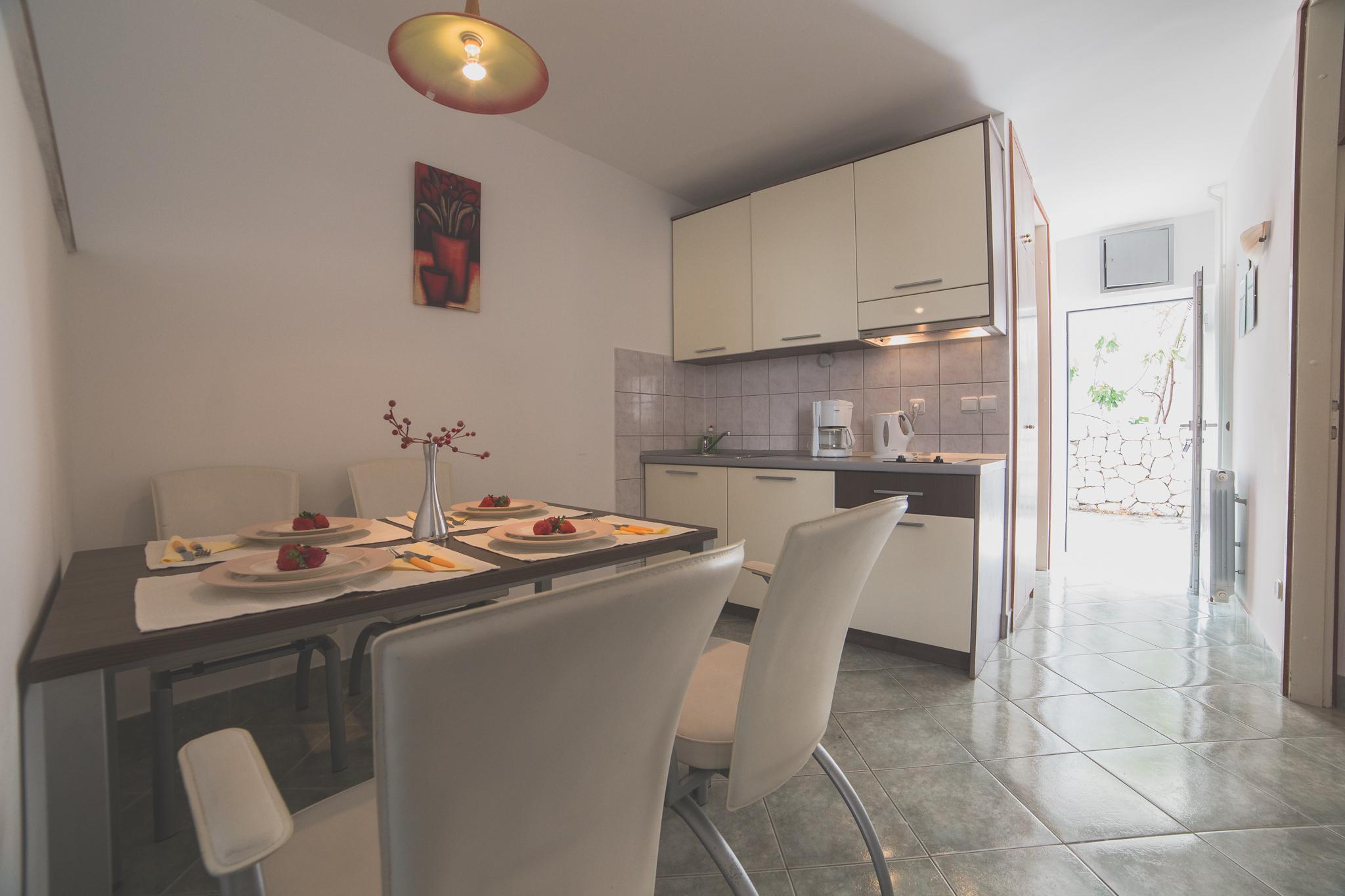 פודסטראנה Beach Apartments Lavica מראה חיצוני תמונה