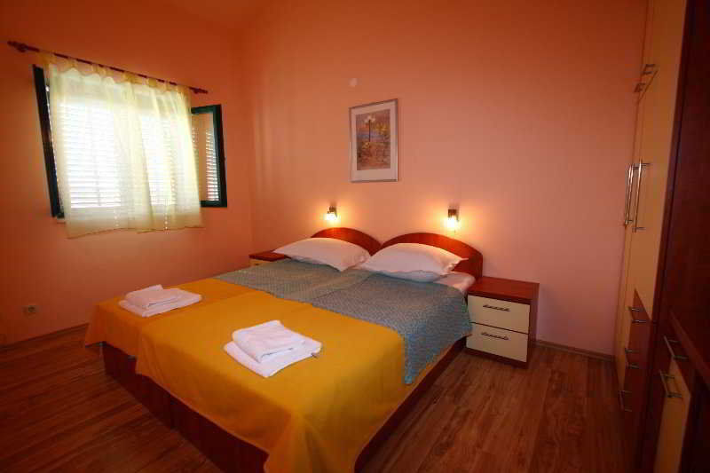 פודסטראנה Beach Apartments Lavica מראה חיצוני תמונה