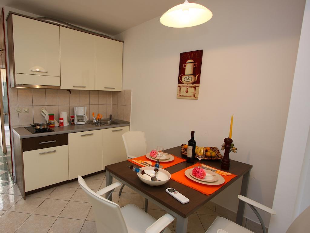 פודסטראנה Beach Apartments Lavica מראה חיצוני תמונה